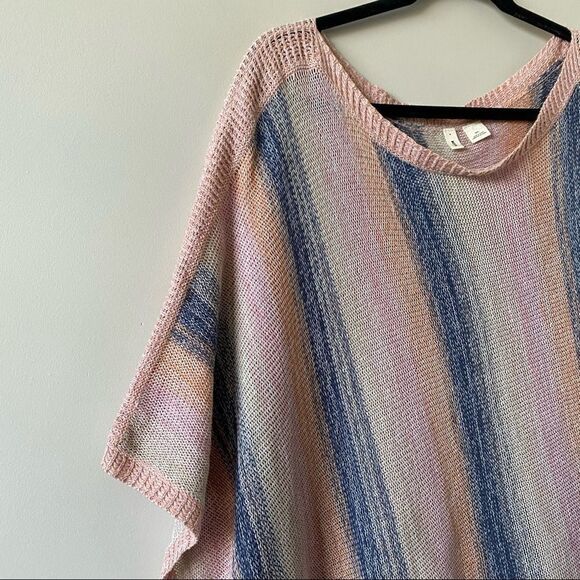 Nwot-Moth Rainbow Cape -> Nwot-Moth Rainbow Cape - Picture 3 of 10